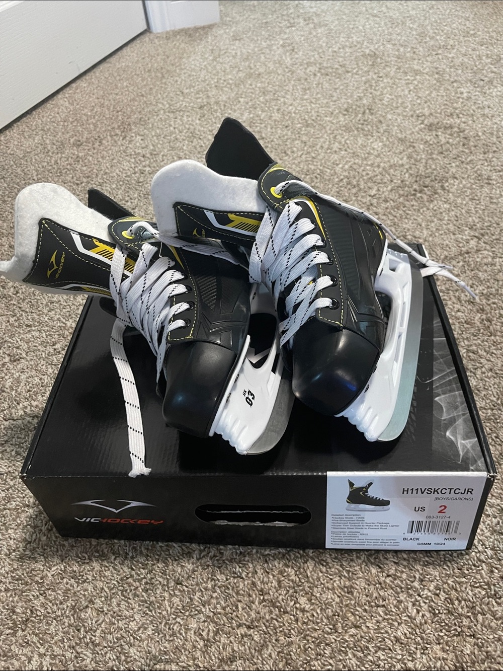 Kids Black and Yellow Ice Hockey Skates — Youth Athletic Skates